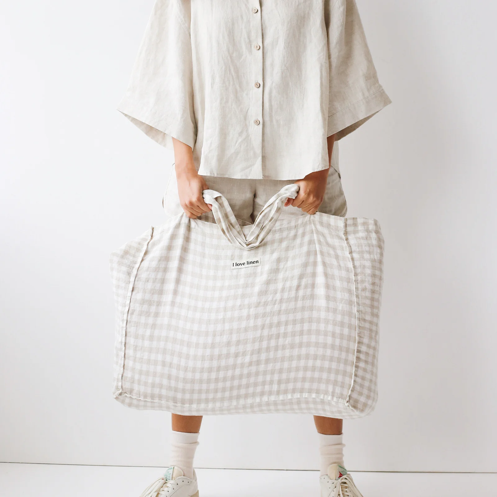 French Flax Linen Carry All Bag in Beige Gingham - Image 3