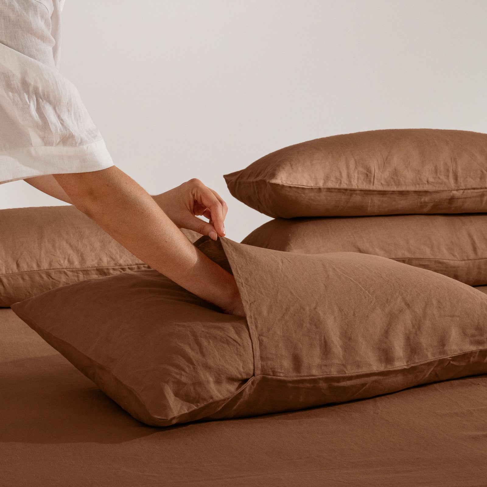 French Flax Linen Sheet Set in Hazelnut - Image 6