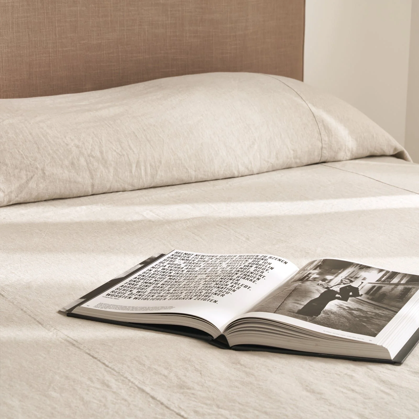 French Flax Linen Heavy Bedcover in Natural - Image 4