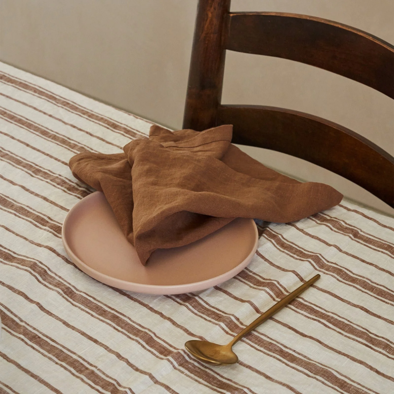 French Flax Linen Napkins (Set of 4) in Hazelnut - Image 4