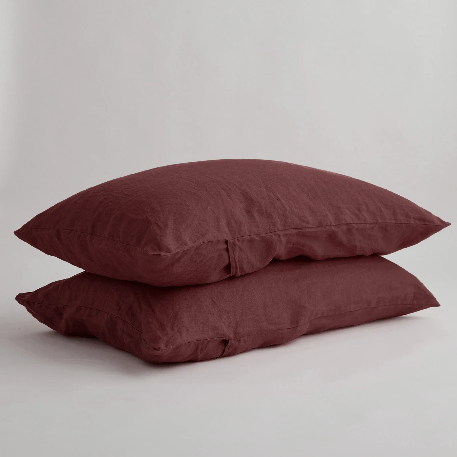 French Flax Linen Pillowcase Set in Cherrywood