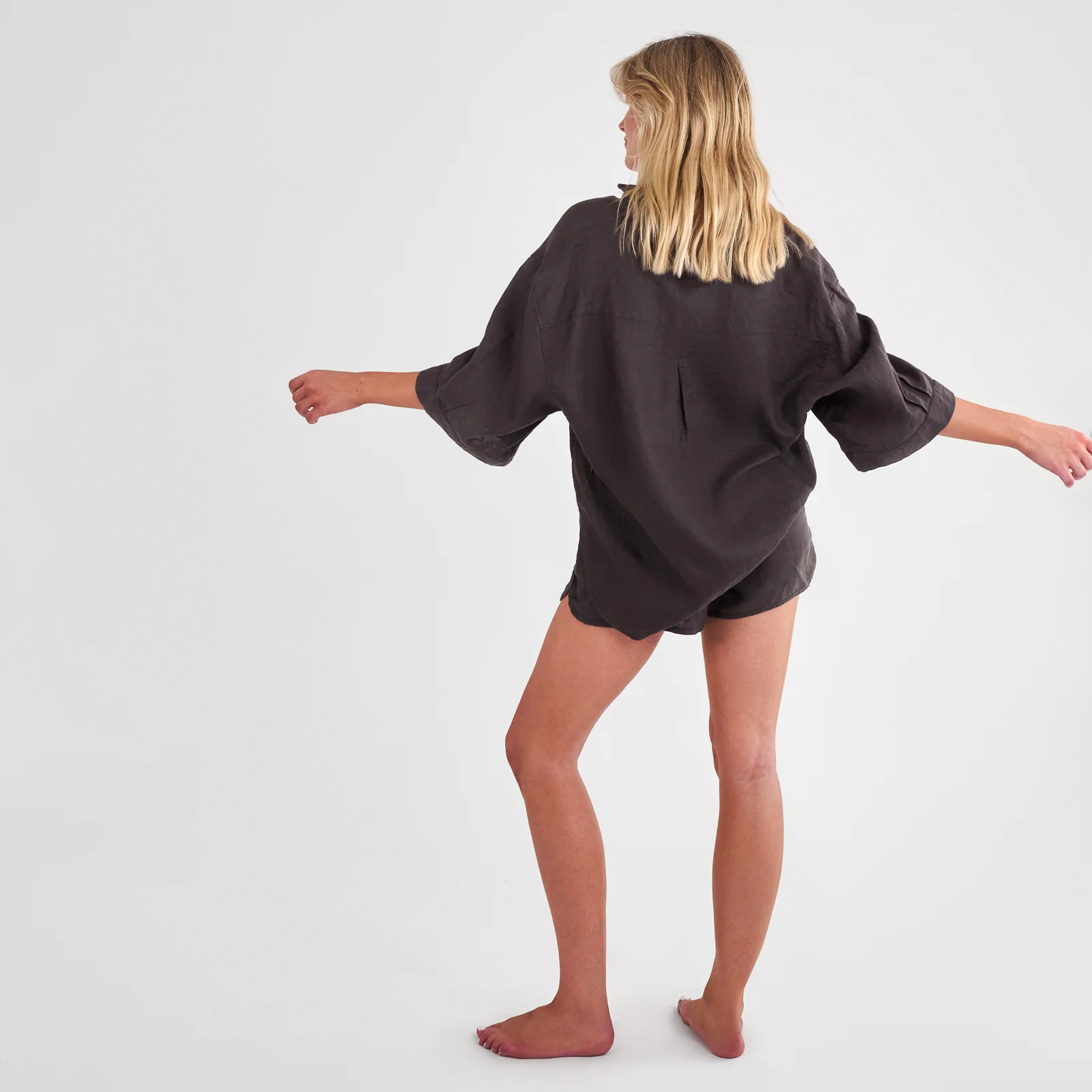 French Flax Linen Relaxed Short in Charcoal - Image 5