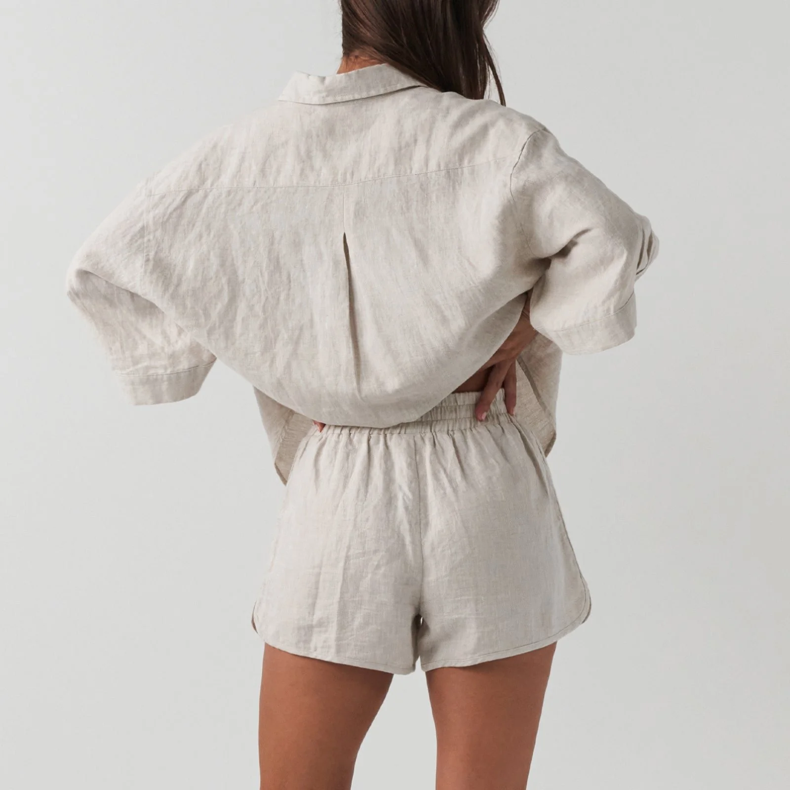 French Flax Linen Relaxed Short in Natural - Image 2