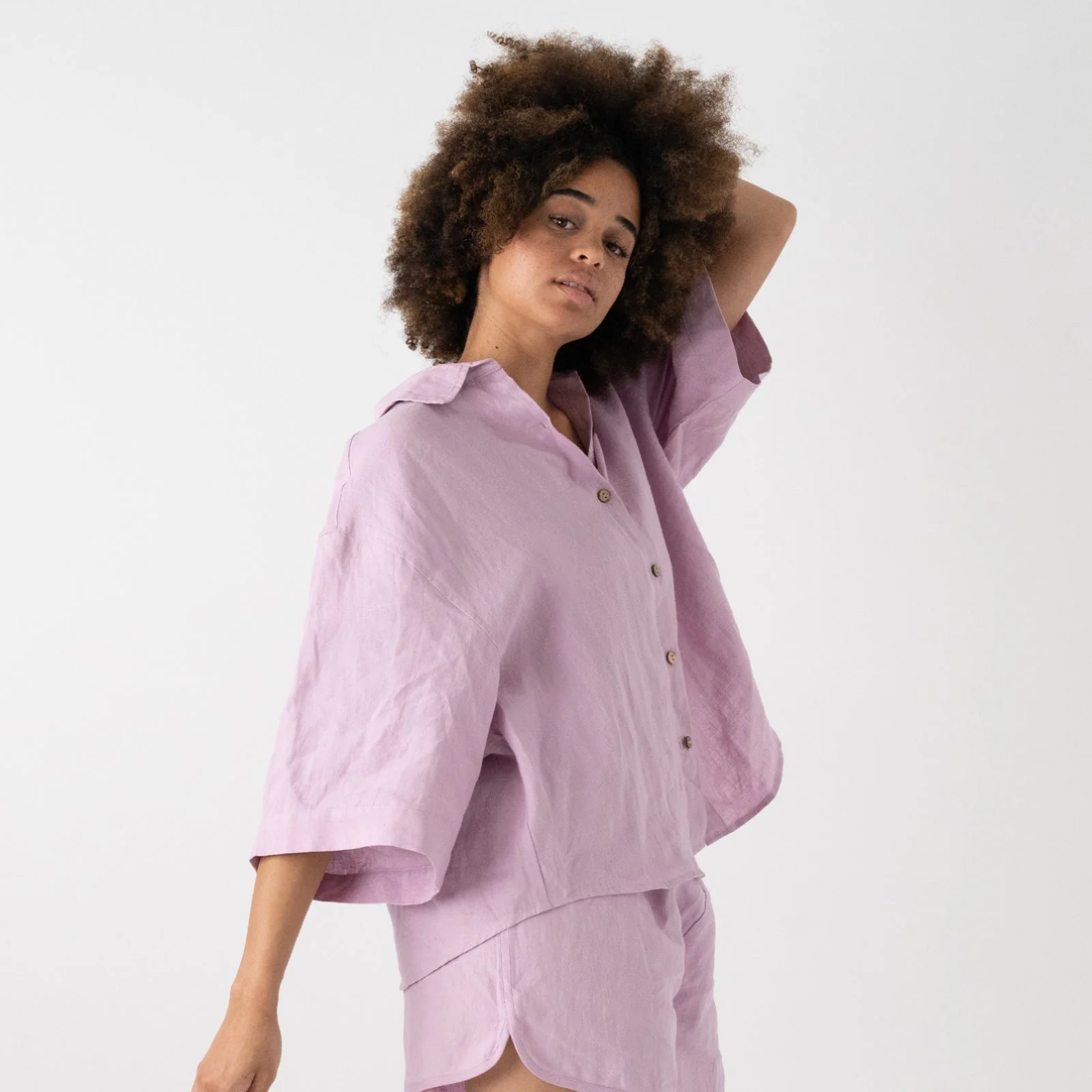 French Flax Linen Ruby Shirt in Lilac - Image 3
