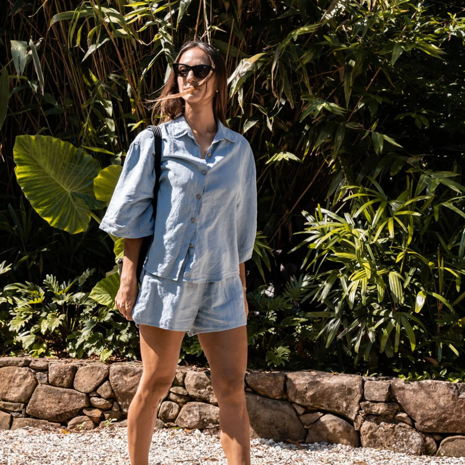 French Flax Linen Ruby Shirt in Marine Blue - Image 8