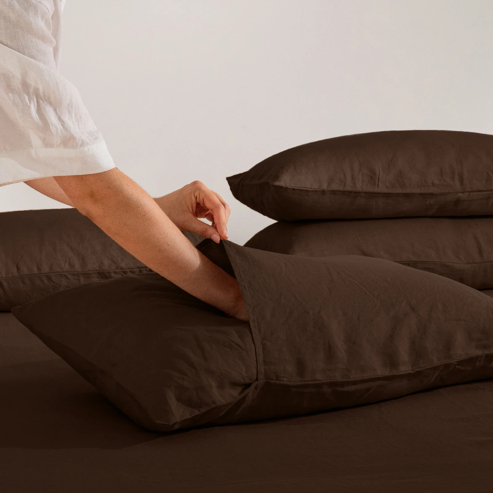 French Flax Linen Sheet Set in Chocolate - Image 8